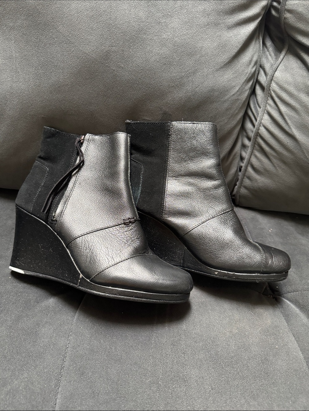 TOMS Desert Wedge High Ankle Boots - Women 10